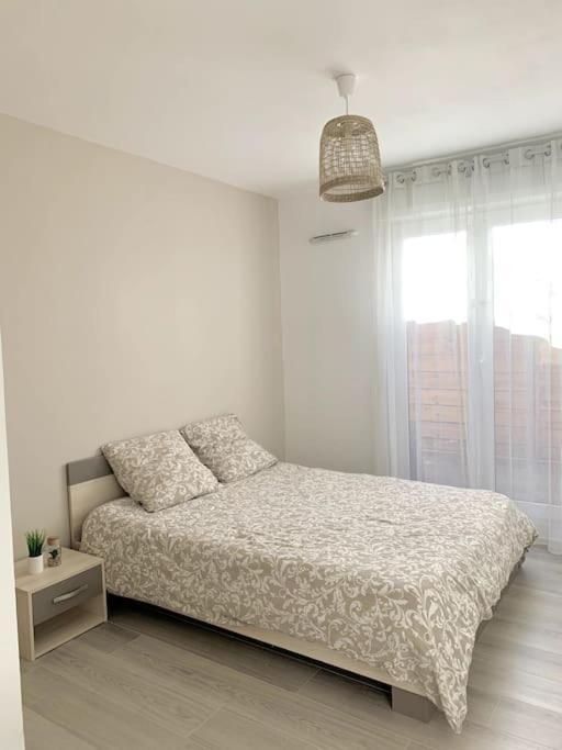 Апартаменти Grand F3 A 30Mn De Paris - Terrasse + Parking Prive Сент-Уан-л'Омон Екстер'єр фото