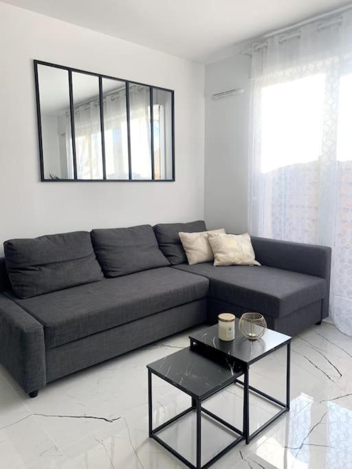 Апартаменти Grand F3 A 30Mn De Paris - Terrasse + Parking Prive Сент-Уан-л'Омон Екстер'єр фото